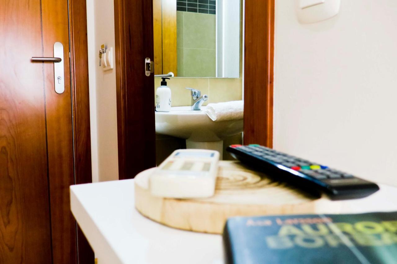 Habitaciones Albero トロ エクステリア 写真