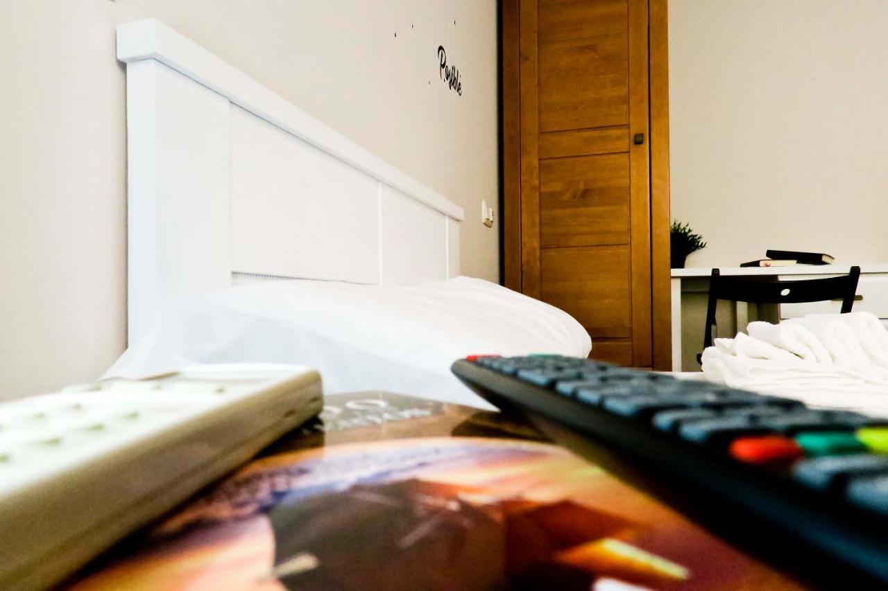 Habitaciones Albero トロ エクステリア 写真