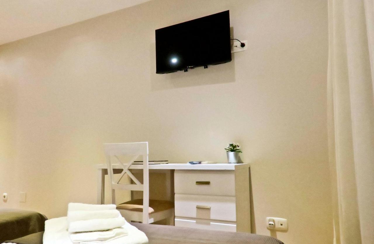 Habitaciones Albero トロ エクステリア 写真